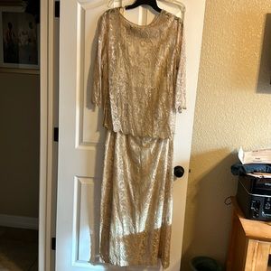 Evening gown Dress Lace with beads smoke free home